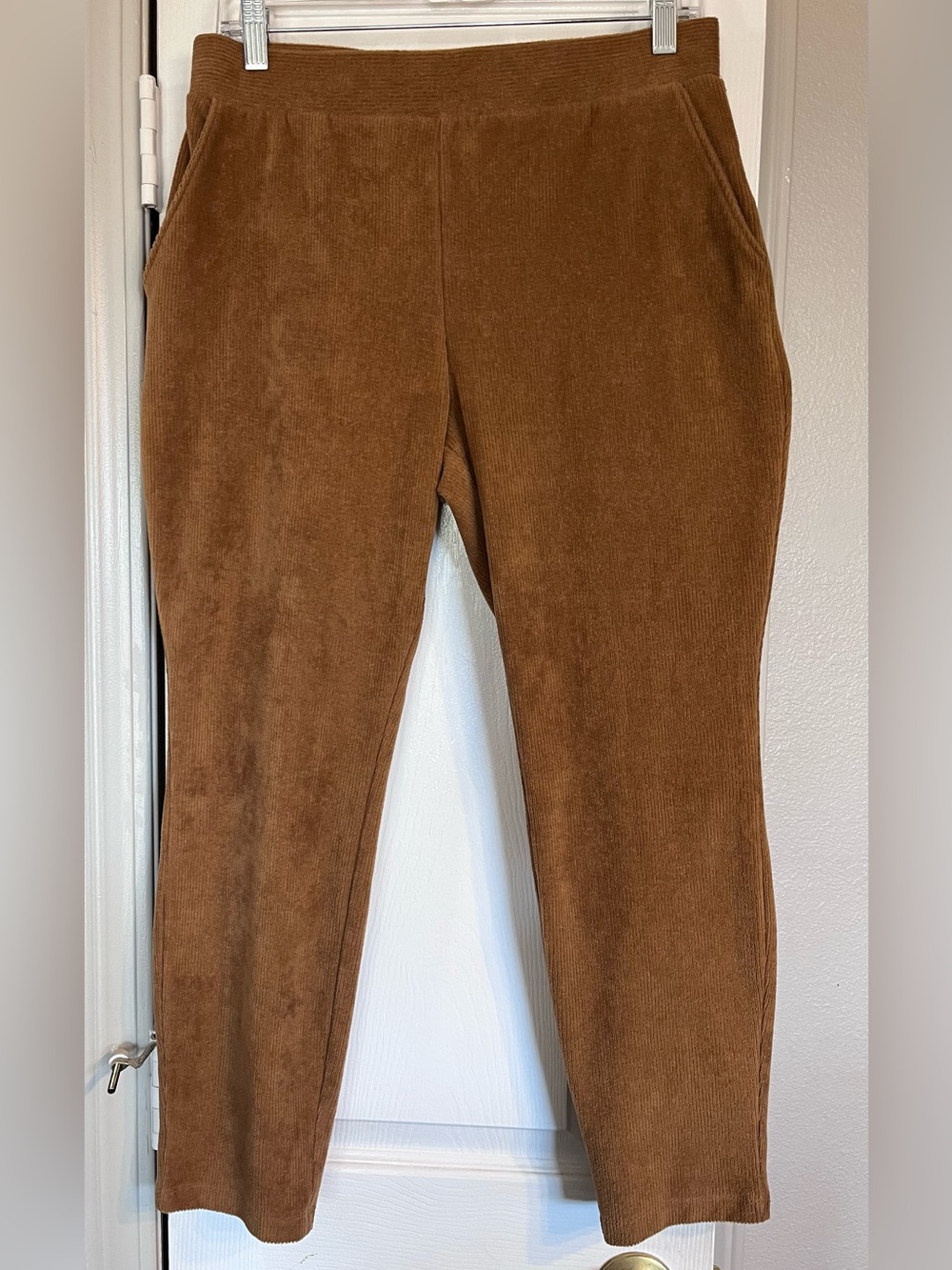 Lands' End Women's soft Corduroy Leggings Stretch Pants with pockets Size M/P